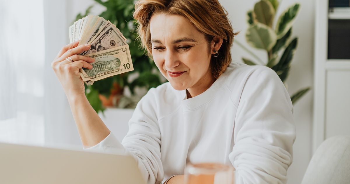 Survey Scams: 8 Red Flags to Spot Before You Waste Your Time